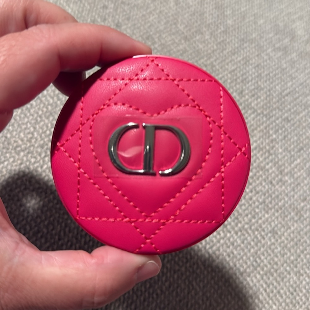 Dior Beauty Pink Compact Mirror - Picture 2 of 3
